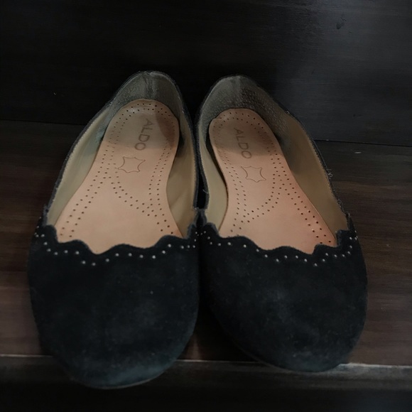 Black Suede Aldo Flats - Picture 2 of 7
